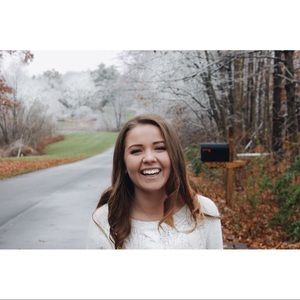 Meet your Posher, Savannah